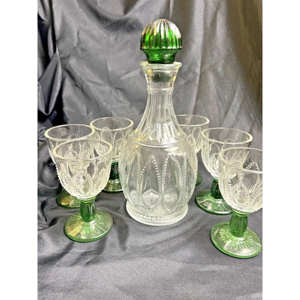 Unbranded vintage clear